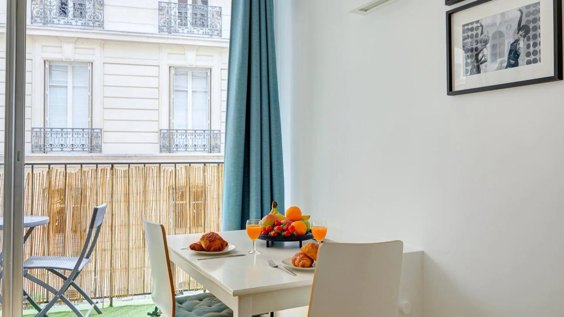 St Germain & Le Bon Marche With Balcony - Cityapartmentstay Paris 0*,  France