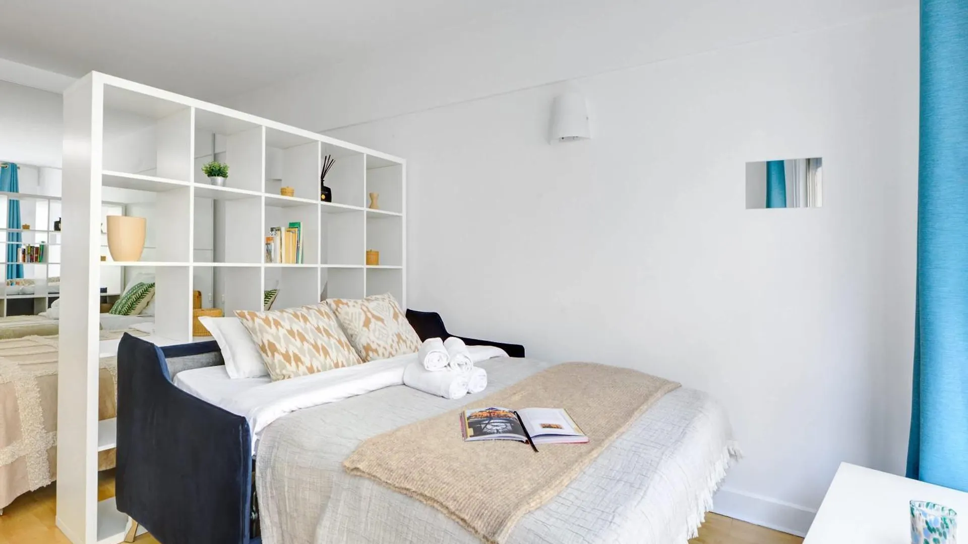 Apartment St Germain & Le Bon Marche With Balcony - Cityapartmentstay Paris